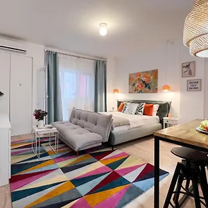https://old-city-big-studio.bucharesthotelsnow.com